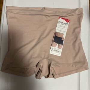Red Hot by Spanx boy short XL